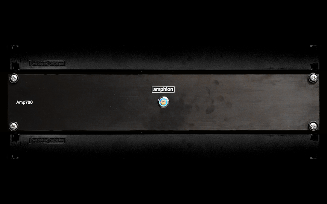 2x Amp700 Power Amplifier
